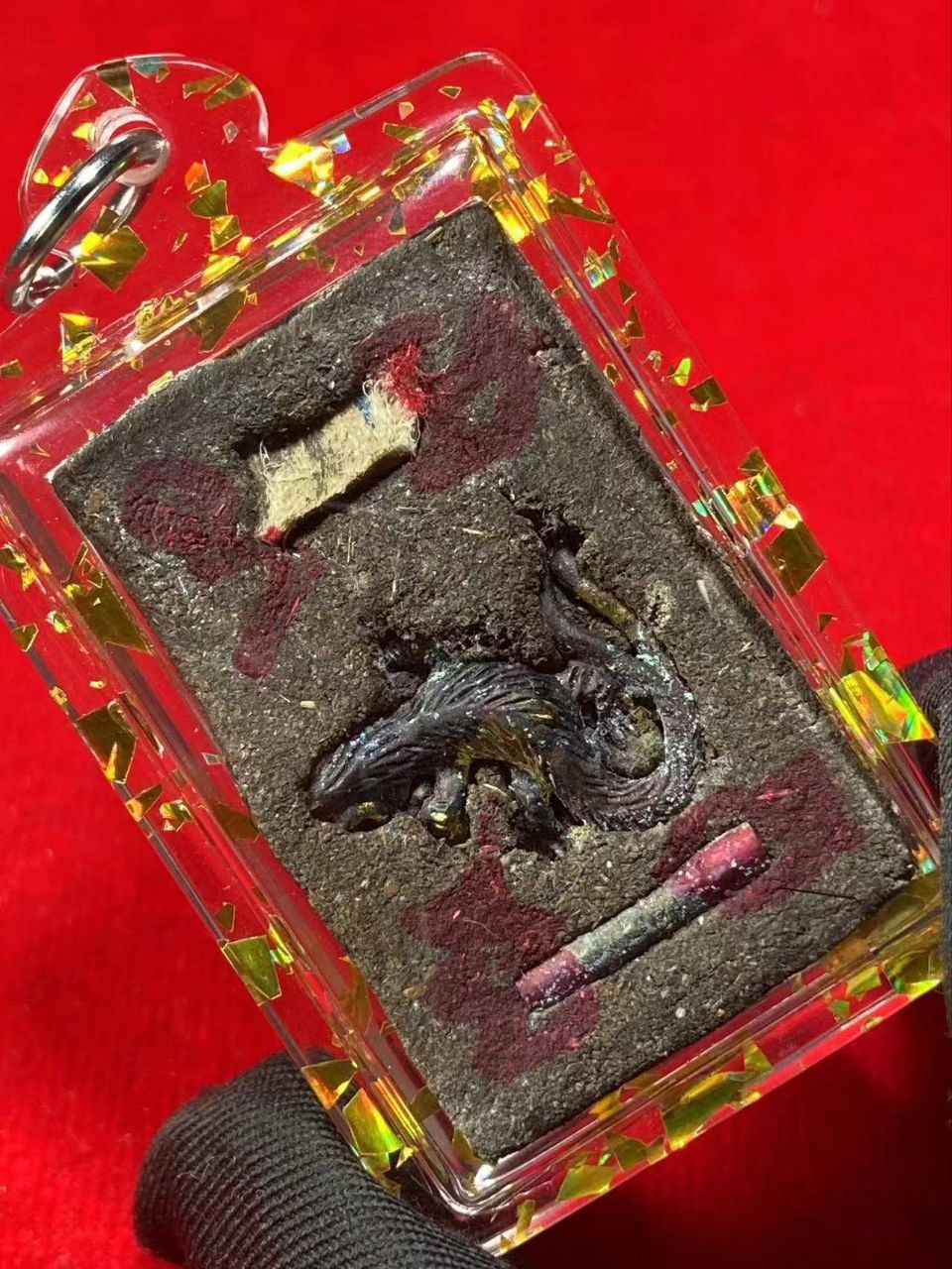 阿赞拜 柬埔寨招财女神咩囊毛 （2号版本 - 背部有招财壁虎、百年鼓皮和招财符管） | Jin Thai Fo Pai