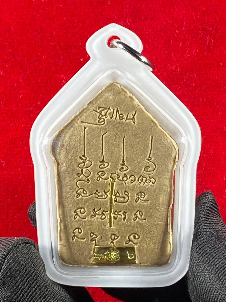 黎逸府Wat Ban Non Duea寺著名师父龙婆玛哈西拉（LP Mahasila）与阿赞布（Phra Ajarn Pu）联手督造【坤平吃睡虎 Phra Khun Phaen Suea Non Kin Model（高级Nam Lerk版）】现物实拍 | Jin Thai Fo Pai